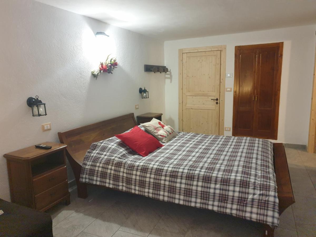 Antica Casa Occitana Bed & Breakfast Sampeire Exterior photo