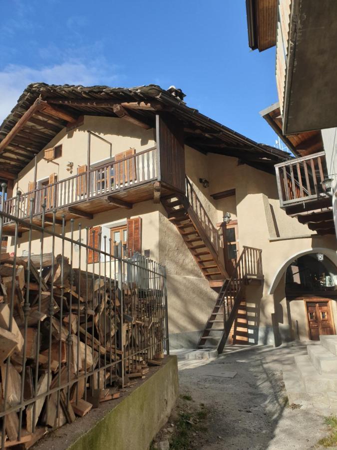 Antica Casa Occitana Bed & Breakfast Sampeire Exterior photo